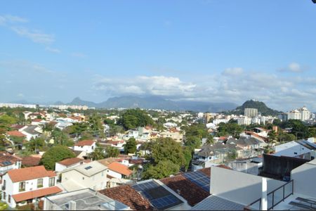 Casa de condomínio à venda com 478m², 6 quartos e 3 vagasVista da Suíte 1