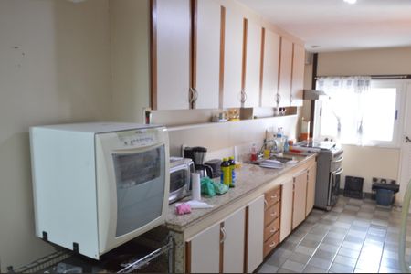 Casa de condomínio à venda com 478m², 6 quartos e 3 vagasCozinha