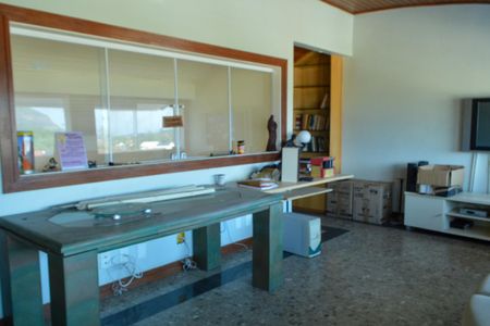 Casa de condomínio à venda com 478m², 6 quartos e 3 vagasEscritório