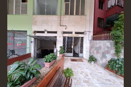 Apartamento à venda com 42m², 1 quarto e sem vagaÁrea comum