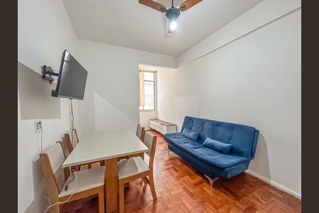 Apartamento à venda com 42m², 1 quarto e sem vagaSala