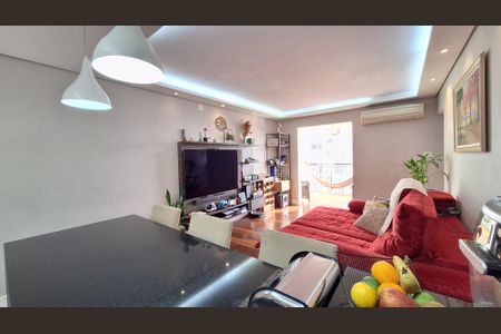 Apartamento à venda com 70m², 2 quartos e 2 vagas Apartamento à venda com 70m², 2 quartos e 2 vagasSala