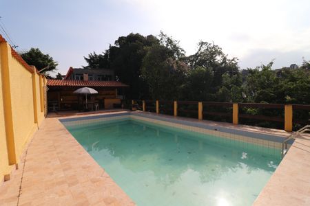 Casa para alugar com 500m², 5 quartos e 5 vagasÁrea da piscina