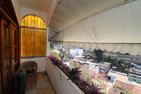 Casa para alugar com 500m², 5 quartos e 5 vagasVaranda da Suíte 5