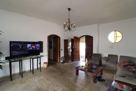 Sala de casa para alugar com 5 quartos, 500m² em Pitangueiras, Rio de Janeiro