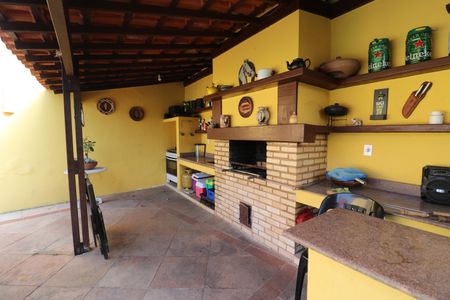 Casa para alugar com 500m², 5 quartos e 5 vagasÁrea da piscina