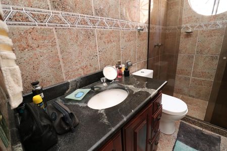 Casa para alugar com 500m², 5 quartos e 5 vagasBanheiro Social