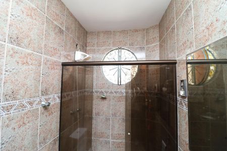 Casa para alugar com 500m², 5 quartos e 5 vagasBanheiro Social