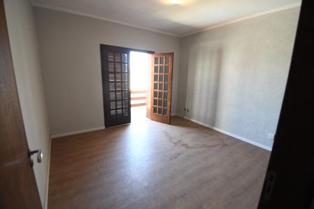 Casa à venda com 280m², 3 quartos e 6 vagasQuarto 2