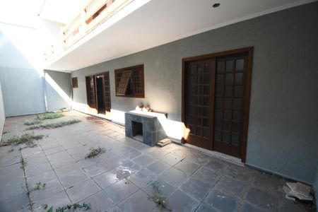Casa à venda com 280m², 3 quartos e 6 vagasQuintal