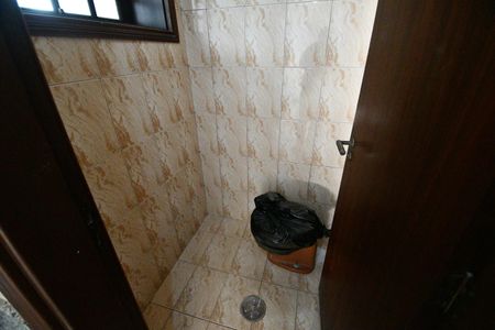 Casa à venda com 280m², 3 quartos e 6 vagasLavabo