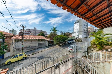 Casa à venda com 287m², 4 quartos e 3 vagas Casa à venda com 287m², 4 quartos e 3 vagasVaranda da Sala 1