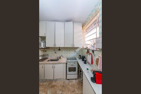 Casa à venda com 287m², 4 quartos e 3 vagas Casa à venda com 287m², 4 quartos e 3 vagasCozinha