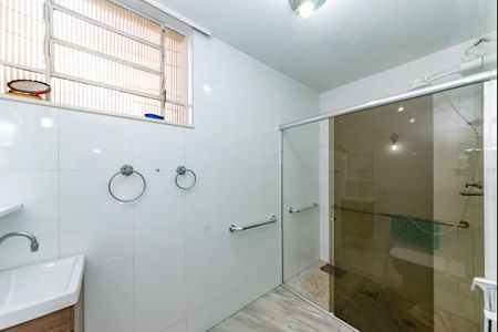 Casa à venda com 287m², 4 quartos e 3 vagas Casa à venda com 287m², 4 quartos e 3 vagasBanheiro da Suíte