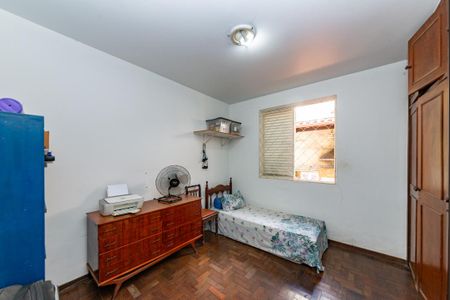 Casa à venda com 287m², 4 quartos e 3 vagas Casa à venda com 287m², 4 quartos e 3 vagasQuarto 2