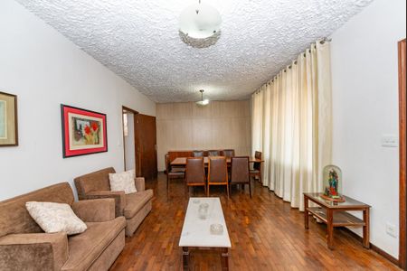 Casa à venda com 287m², 4 quartos e 3 vagas Casa à venda com 287m², 4 quartos e 3 vagasSala 1