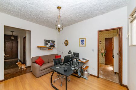 Casa à venda com 287m², 4 quartos e 3 vagas Casa à venda com 287m², 4 quartos e 3 vagasSala 2