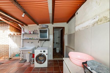 Casa à venda com 287m², 4 quartos e 3 vagas Casa à venda com 287m², 4 quartos e 3 vagasÁrea de Serviço