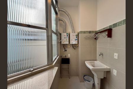 Apartamento à venda com 70m², 2 quartos e sem vagaCozinha/área de serviço