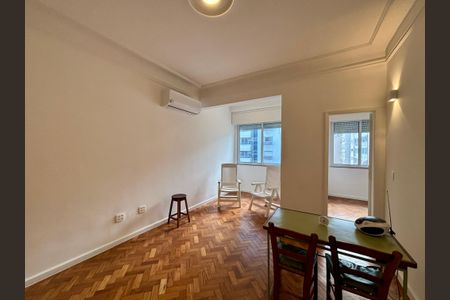 Apartamento à venda com 70m², 2 quartos e sem vagaSala