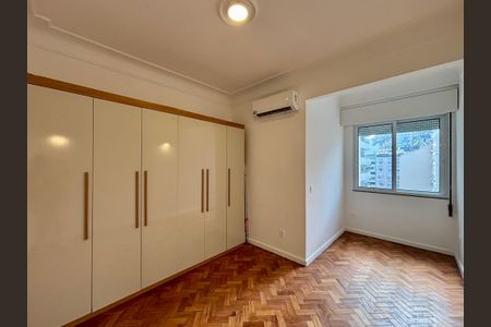 Apartamento à venda com 70m², 2 quartos e sem vagaSuíte