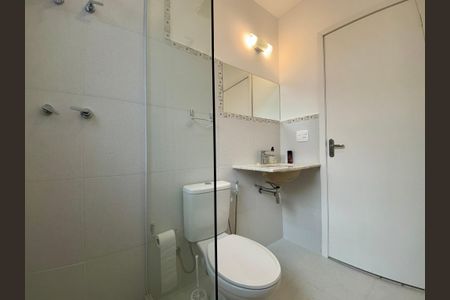 Apartamento à venda com 70m², 2 quartos e sem vagaBanheiro social