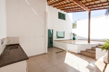 Casa para alugar com 282m², 5 quartos e 2 vagasChurrasqueira