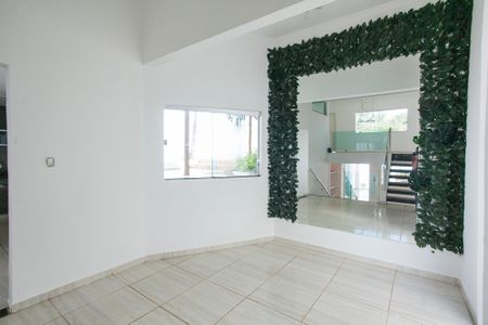 Casa para alugar com 282m², 5 quartos e 2 vagasSala 2