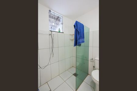 Banheiro Social 1 de casa para alugar com 5 quartos, 282m² em Jardim Karaíba, Uberlândia