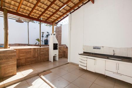 Casa para alugar com 282m², 5 quartos e 2 vagasChurrasqueira