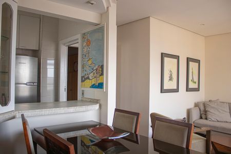 Sala de apartamento para alugar com 3 quartos, 92m² em Santa Efigênia, Belo Horizonte