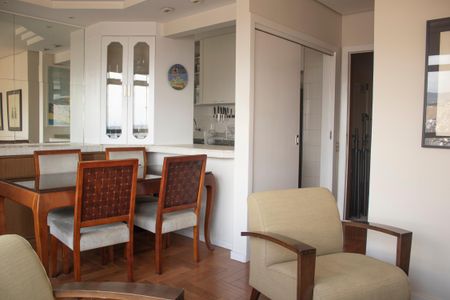 Sala de apartamento para alugar com 3 quartos, 92m² em Santa Efigênia, Belo Horizonte