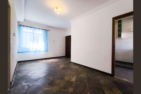 Sala de apartamento à venda com 2 quartos, 70m² em Sagrada Família, Belo Horizonte