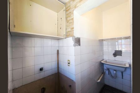 Apartamento à venda com 70m², 2 quartos e 1 vagaÁrea de Serviço