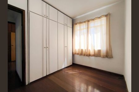 Quarto 1 de apartamento à venda com 2 quartos, 70m² em Sagrada Família, Belo Horizonte