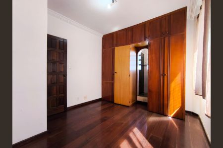 Apartamento à venda com 70m², 2 quartos e 1 vagaSuíte