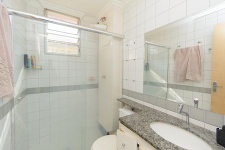 Apartamento à venda com 60m², 3 quartos e 1 vaga Apartamento à venda com 60m², 3 quartos e 1 vagaBanheiro Social