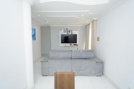 Apartamento à venda com 60m², 3 quartos e 1 vaga Apartamento à venda com 60m², 3 quartos e 1 vagaSala de Jantar