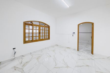 Casa para alugar com 170m², 3 quartos e 5 vagas Casa para alugar com 170m², 3 quartos e 5 vagasSala