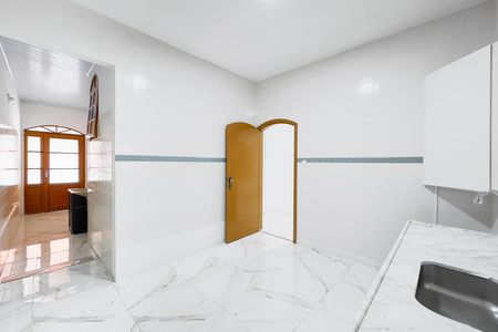 Casa para alugar com 170m², 3 quartos e 5 vagas Casa para alugar com 170m², 3 quartos e 5 vagasCozinha e Área de Serviço
