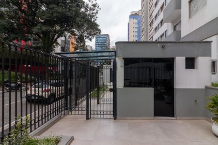 Apartamento à venda com 95m², 3 quartos e 2 vagasFachada e portaria