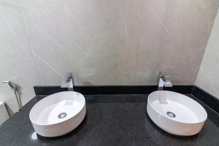 Apartamento à venda com 95m², 3 quartos e 2 vagasBanheiro da Suíte