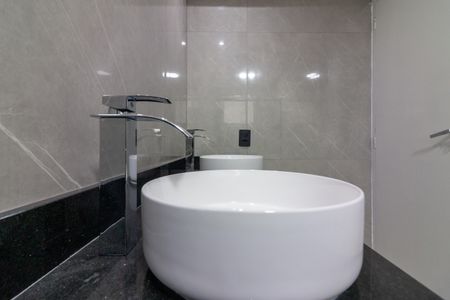 Apartamento à venda com 95m², 3 quartos e 2 vagasBanheiro da Suíte