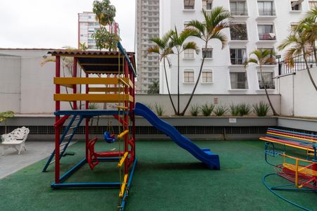 Apartamento à venda com 95m², 3 quartos e 2 vagasÁrea comum - Playground