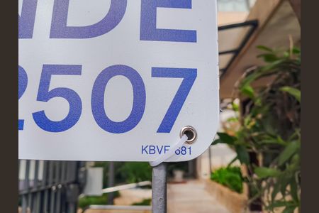 Apartamento à venda com 182m², 3 quartos e 2 vagasPlaquinha