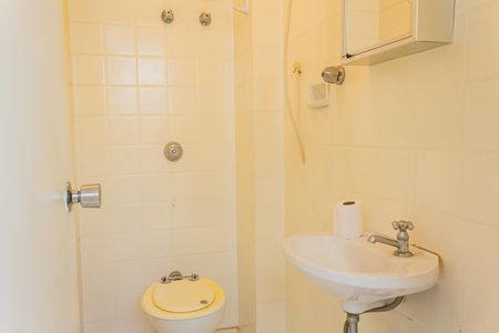 Apartamento à venda com 182m², 3 quartos e 2 vagasBanheiro de serviço