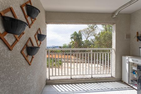 Varanda da sala  de apartamento para alugar com 2 quartos, 44m² em Conceição, Diadema