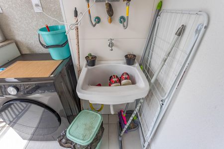 Apartamento para alugar com 44m², 2 quartos e 1 vagaÁrea de serviço 