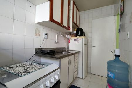 Apartamento à venda com 52m², 2 quartos e 1 vagaCozinha