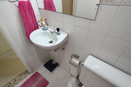 Apartamento à venda com 52m², 2 quartos e 1 vagaBanheiro Social